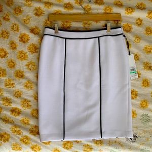 NWT Calvin Klein Skirt size 8P